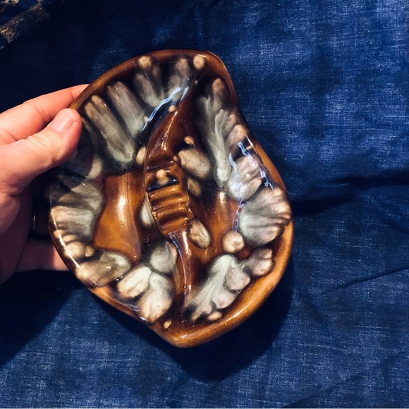 Organic Brown and Cream Ceramic ashtray from the 60s - gently used - Picture 3 of 8